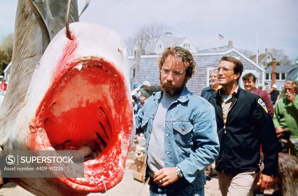 ROY SCHEIDER and RICHARD DREYFUSS in JAWS (1975), directed by STEVEN SPIELBERG.