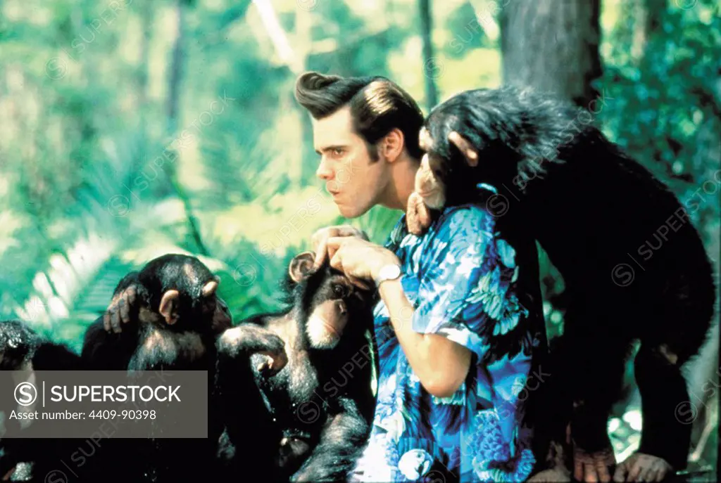 JIM CARREY in ACE VENTURA: WHEN NATURE CALLS (1995), directed by STEVE OEDEKERK. Copyright: Editorial use only. No merchandising or book covers. This is a publicly distributed handout. Access rights only, no license of copyright provided. Only to be reproduced in conjunction with promotion of this film.