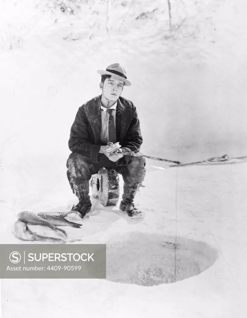 BUSTER KEATON in THE FROZEN NORTH (1922), directed by BUSTER KEATON.