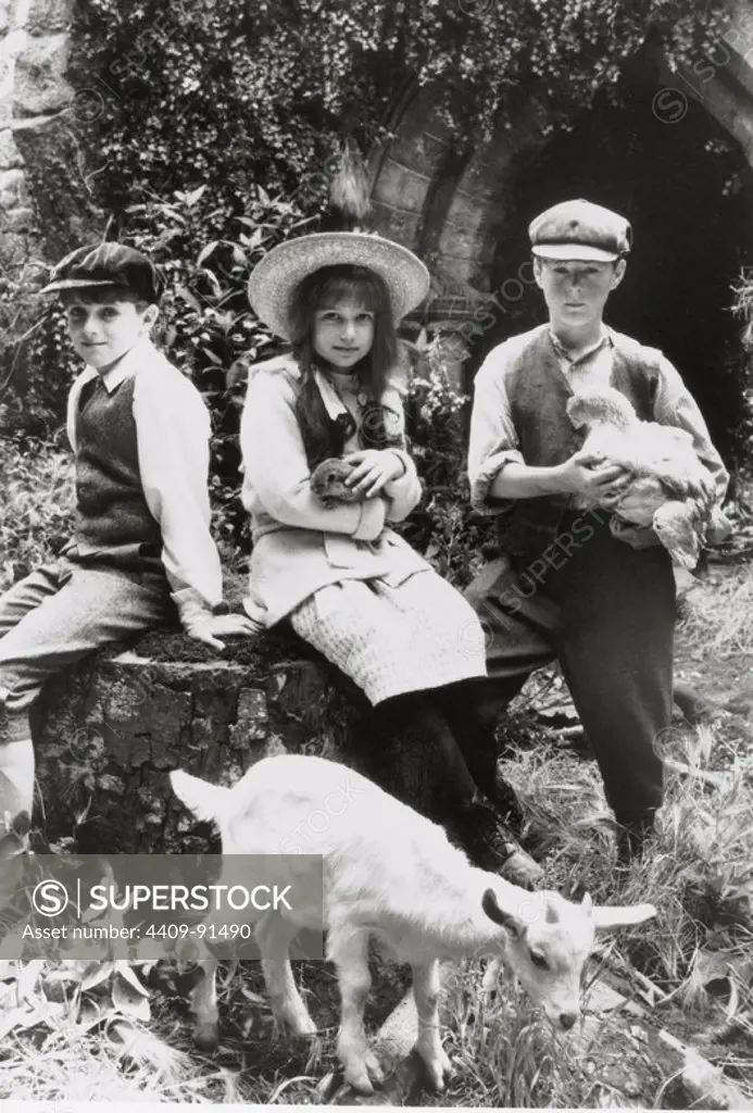 KATE MABERLY, ANDREW KNOTT and HEYDON PROWSE in THE SECRET GARDEN (1993), directed by AGNIESZKA HOLLAND.