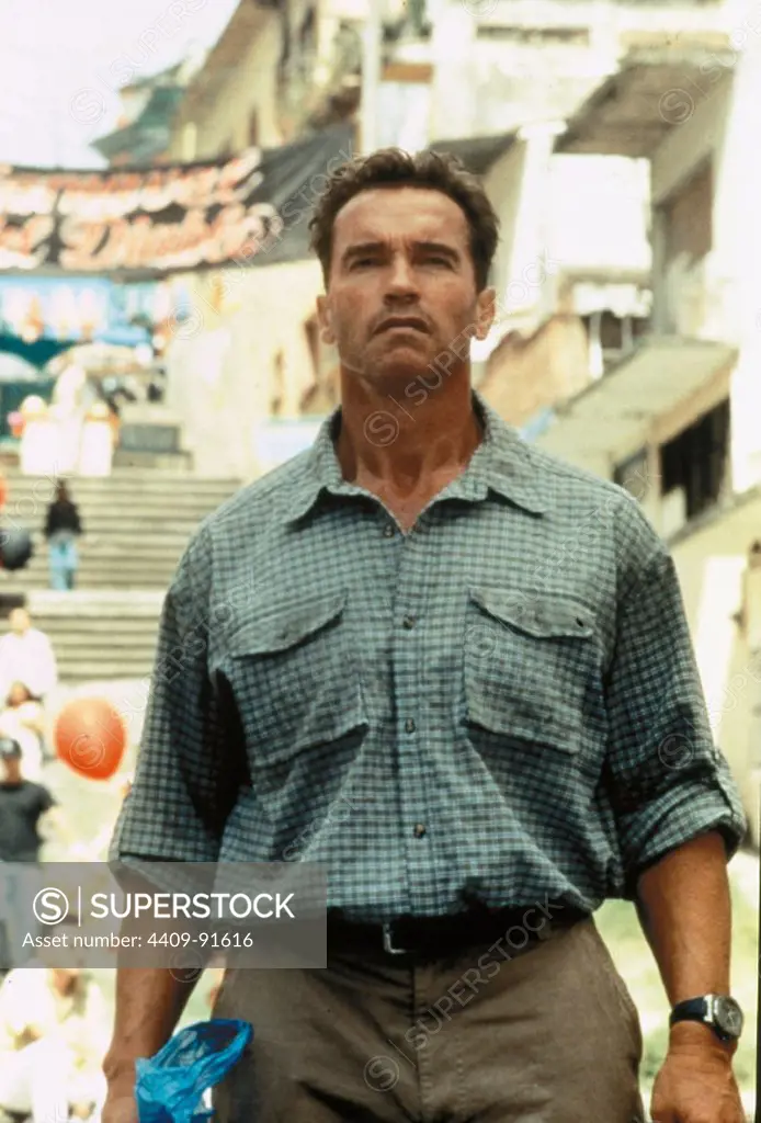 ARNOLD SCHWARZENEGGER in COLLATERAL DAMAGE (2002), directed by ANDREW DAVIS.