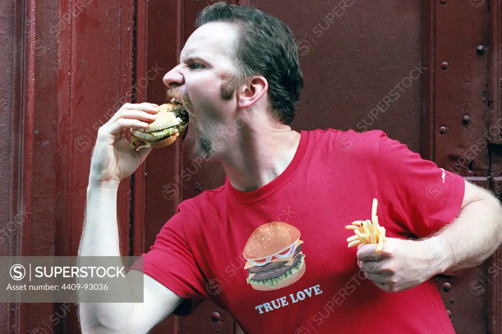 MORGAN SPURLOCK in SUPER SIZE ME (2004), directed by MORGAN SPURLOCK. Copyright: Editorial use only. No merchandising or book covers. This is a publicly distributed handout. Access rights only, no license of copyright provided. Only to be reproduced in conjunction with promotion of this film.