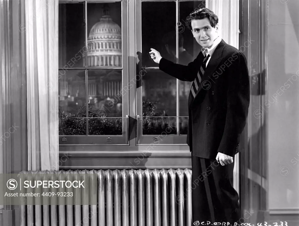 JAMES STEWART in MR SMITH GOES TO WASHINGTON (1939) -Original title: MR. SMITH GOES TO WASHINGTON-, directed by FRANK CAPRA.