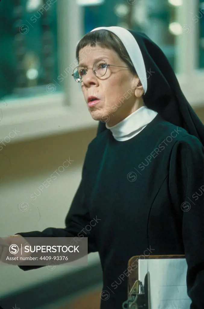 LINDA HUNT in DRAGONFLY (2002), directed by TOM SHADYAC.
