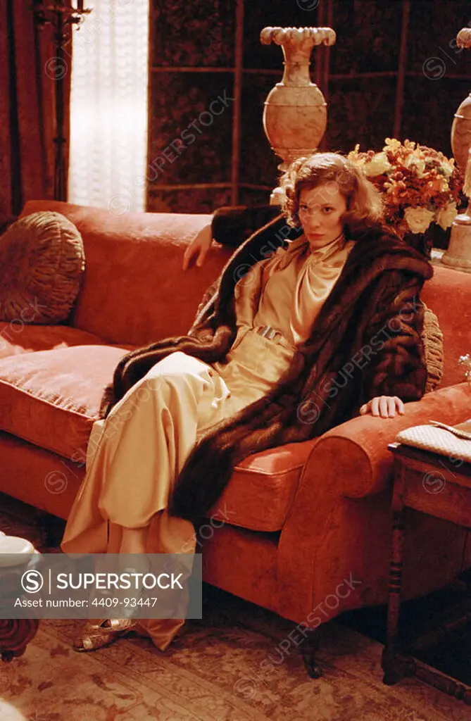 CATE BLANCHETT in THE AVIATOR (2004), directed by MARTIN SCORSESE. Copyright: Editorial use only. No merchandising or book covers. This is a publicly distributed handout. Access rights only, no license of copyright provided. Only to be reproduced in conjunction with promotion of this film.