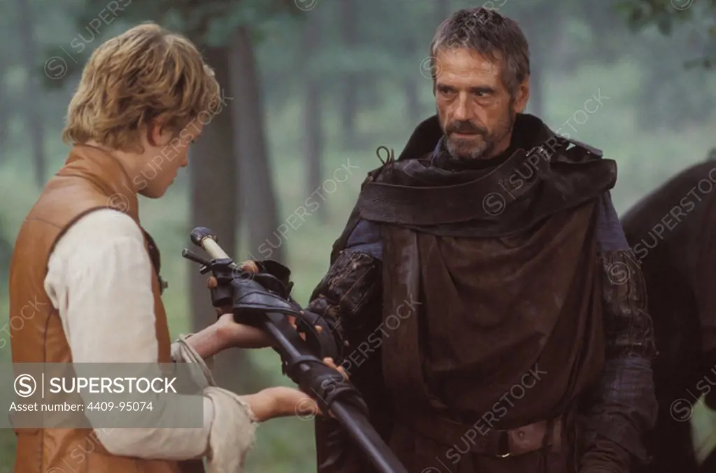 JEREMY IRONS and ED SPELEERS in ERAGON (2006), directed by STEFEN FANGMEIER.