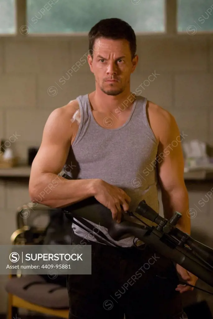 MARK WAHLBERG in SHOOTER (2007), directed by ANTOINE FUQUA.