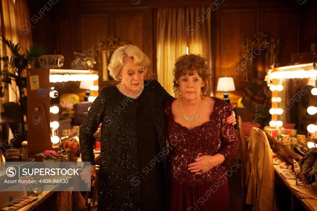 PAULINE COLLINS and MAGGIE SMITH in QUARTET (2012), directed by DUSTIN HOFFMAN and JULIA SOLOMONOFF.
