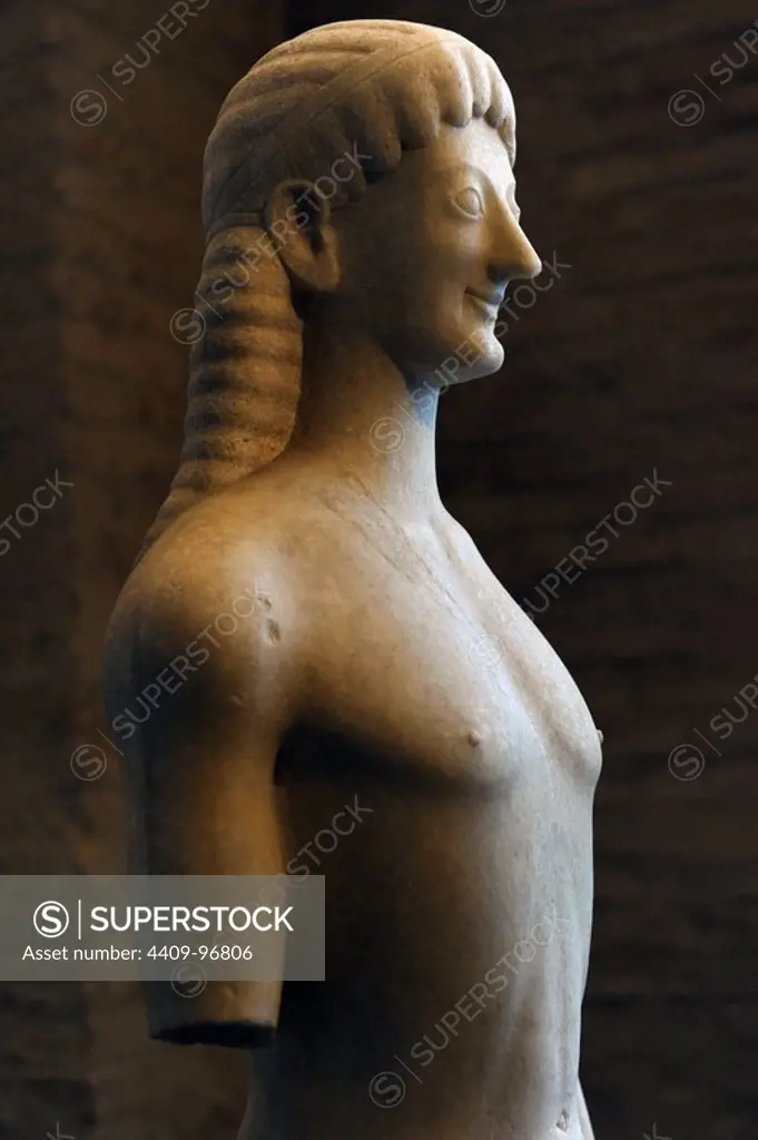 Greek art. Archaic style. Apollo of Tenea. About 560 BC. Statue of a youth. Glyptothek. Munich. Germany.