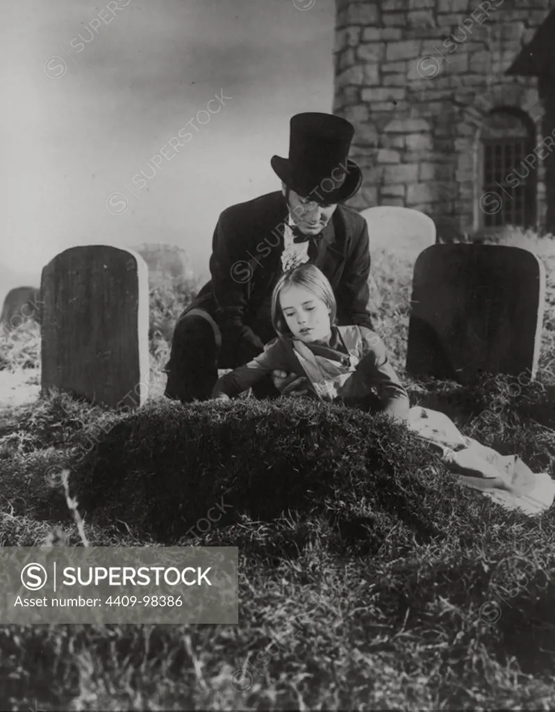 JOHN SUTTON and PEGGY ANN GARNER in JANE EYRE (1944), directed by ROBERT STEVENSON.