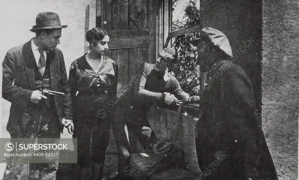 BARCELONA Y SUS MISTERIOS (1915), directed by ALBERT MARRO.
