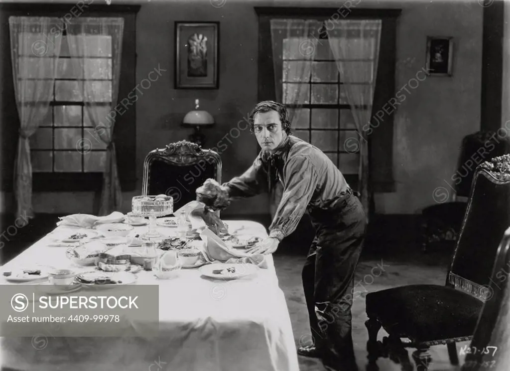 BUSTER KEATON in THE GENERAL (1927), directed by BUSTER KEATON and CLYDE BRUCKMAN.