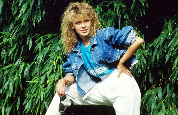 KYLIE MINOGUE in NEIGHBOURS (1985), directed by REG WATSON.