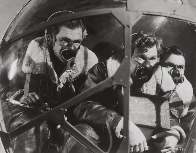 EDDIE ALBERT and ROBERT RYAN in BOMBARDIER (1943), directed by RICHARD WALLACE.