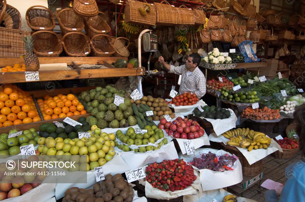 Exotic fruits and spices in Mercado dos Lavradores Madeira