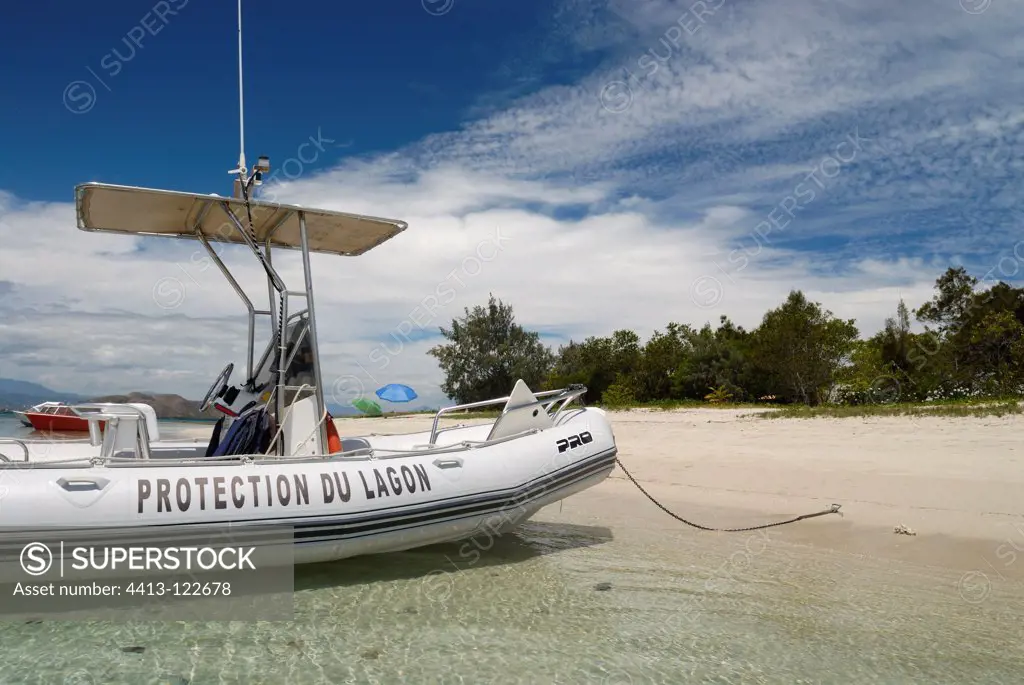 Boat surveillance in lagoon New Caledonia