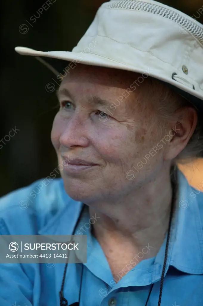 Primatologist whom studies ring-tailed Berenty Madagascar