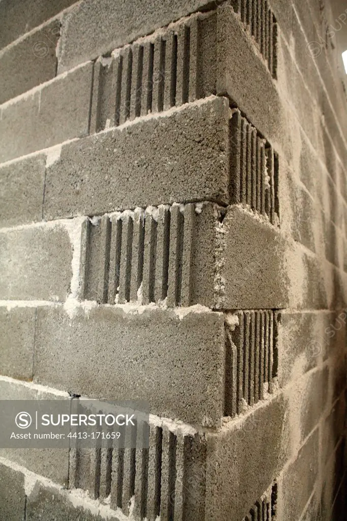 Pumice stone wall for heat and sound insulation