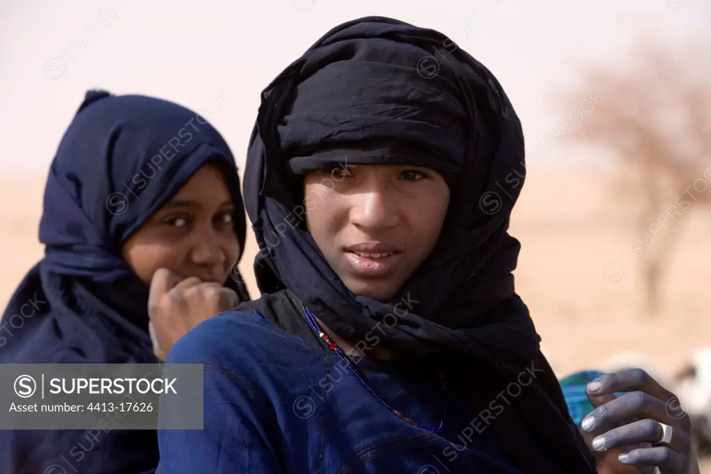 Tuareg young women Desert of Tenere Niger