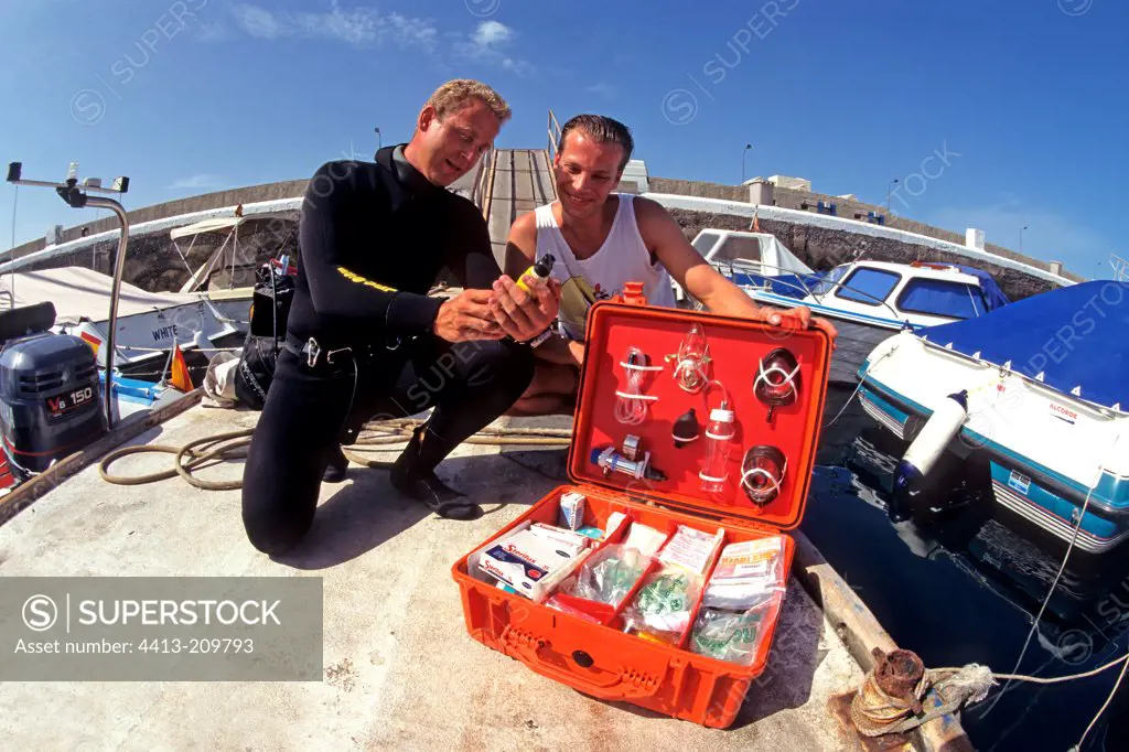 Training and verification diving equipment Canary