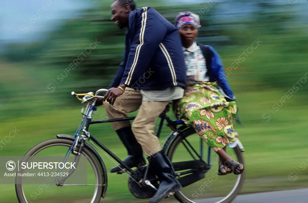 Women in Velo-bus Rwanda