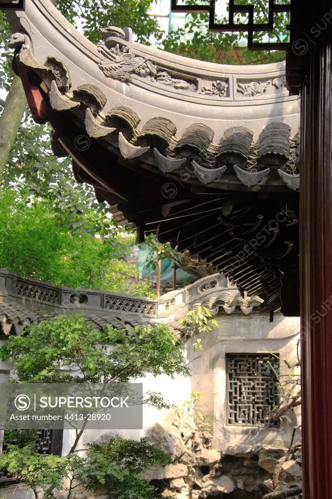 Pavilions in the garden of Mandarin Yu Chinese Sahanghai