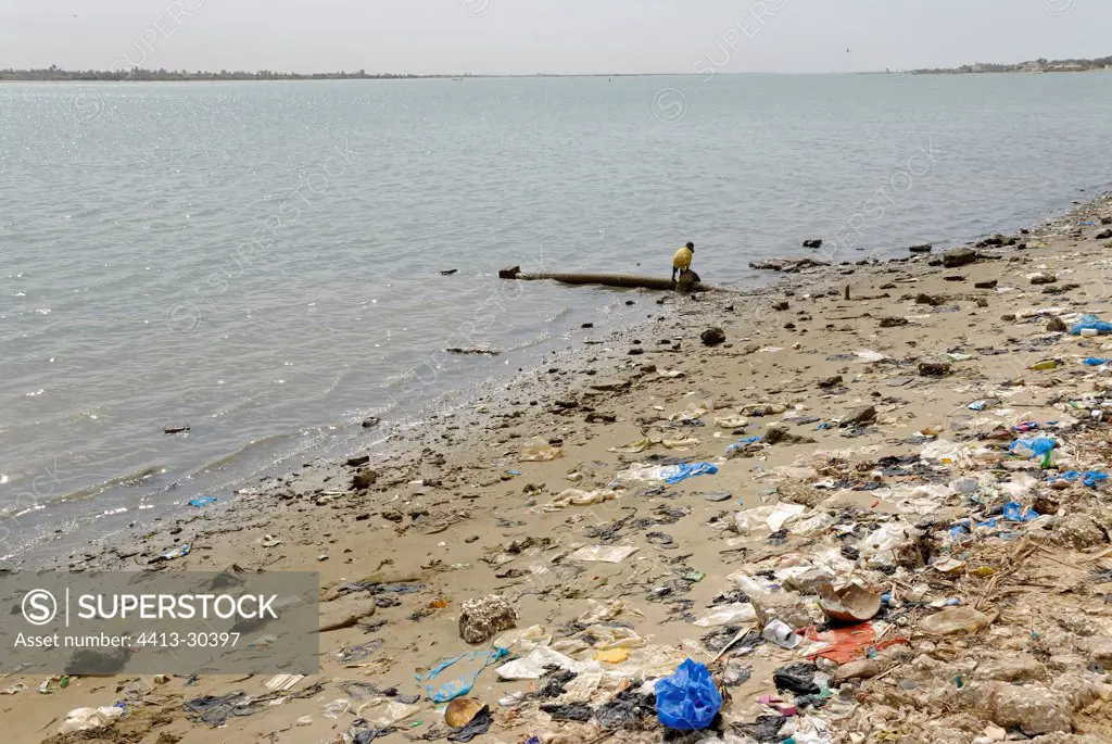 Pollution on the bank of the Senegal river in Saint-Louis
