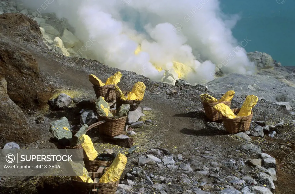 Exploitation of sulphur on the Volcano Kawa Ijen Java