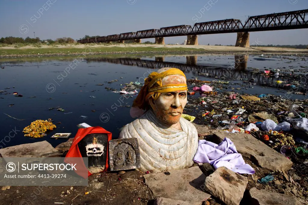 Divinity bust riverside Yamouna Agra Uttar Pradesh