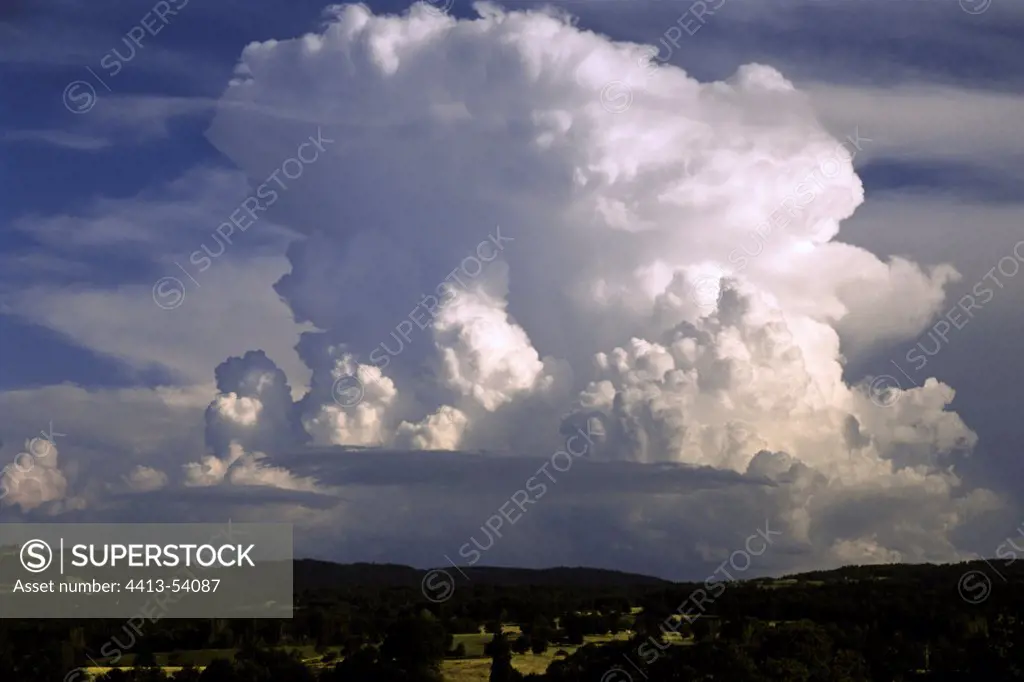 Formation of a orographic cumulonimbus Auvergne France