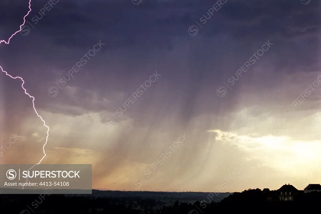 Thunderbolt and rain in the evening France