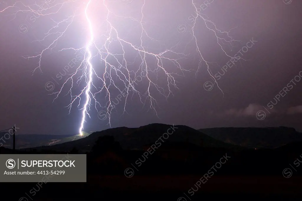 Impact on branched lightning strike on Monts d'Ardèche