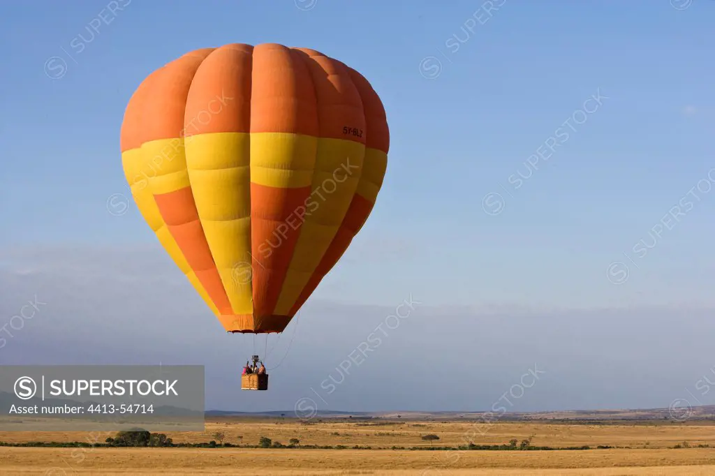 Hot air-balloon over the savanna Masai Mara Game Reserve