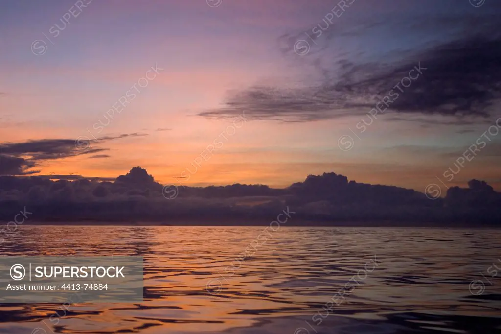 Sunrise on the Pacific Ocean to the Galapagos Islands