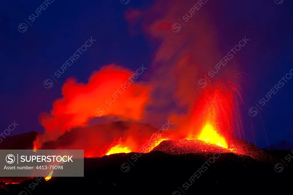 Eruption of Eyjafjöll Fimmvörðuháls Iceland
