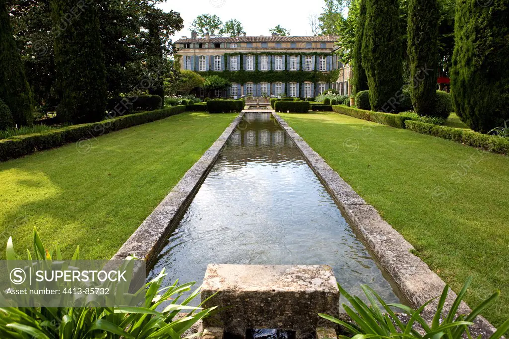 Brantes castel garden Sorgues Provence France