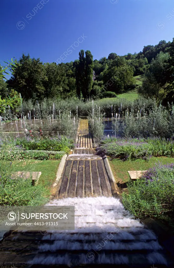 Water stairs at Jardins de l'Imaginaire