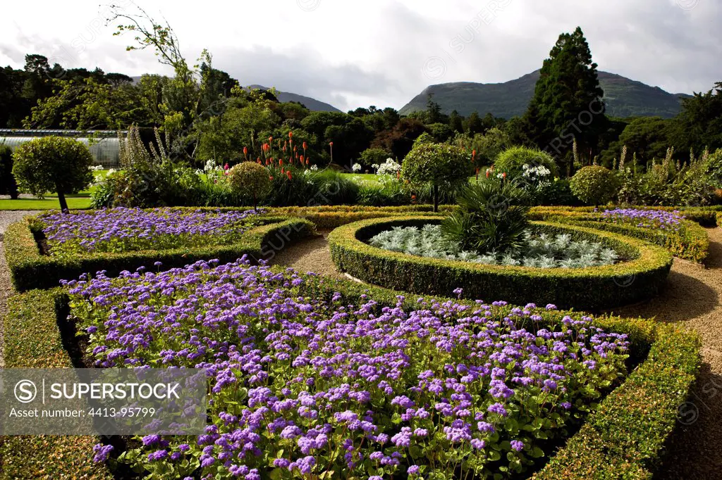 Gardens and conservatories of the Killarney NP Ireland