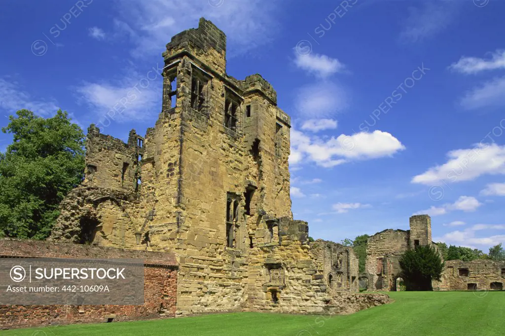 Ruins of a castle, Ashby-De-La-Zouch Castle, Ashby-De-La-Zouch, Leicestershire, England