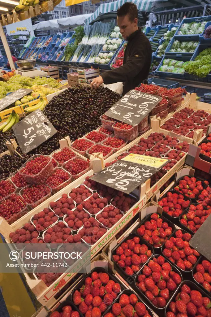 Belgium, Brugge, Market place, fruit and vegetable market