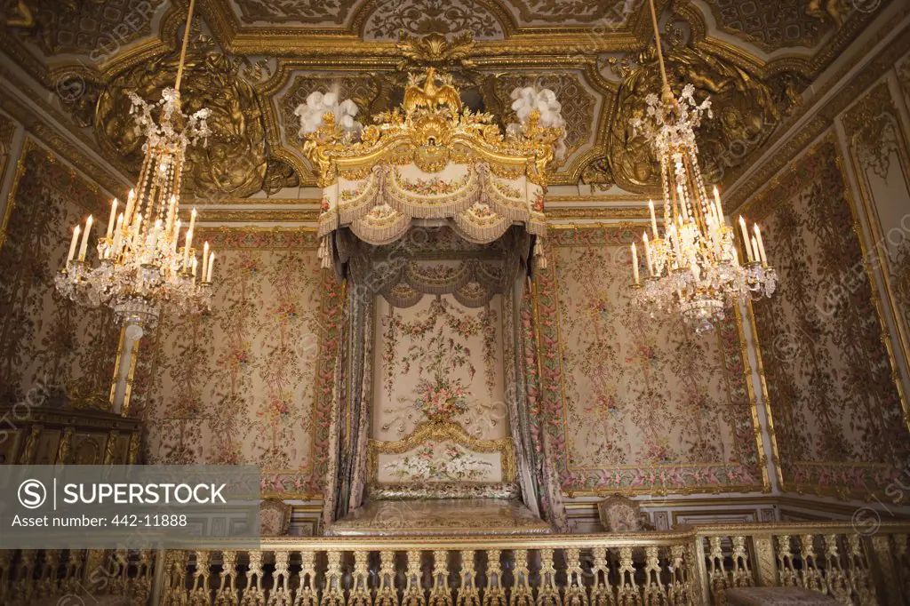 France,Paris,Versailles,Palace de Versailles,The Queen's Chamber