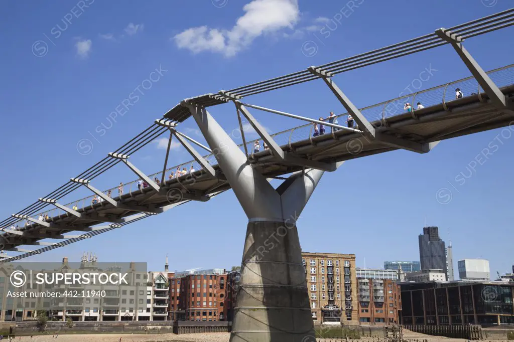UK, England, London, Millenium Bridge