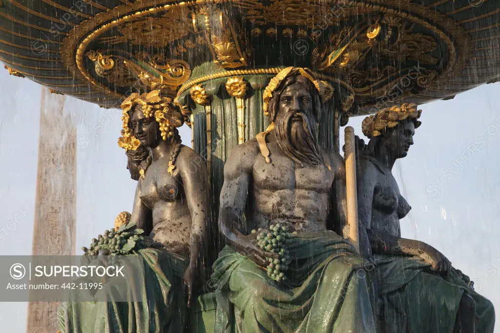 Sculptures of a fountain, La fontaine des mers, Place de la Concorde, Paris, France