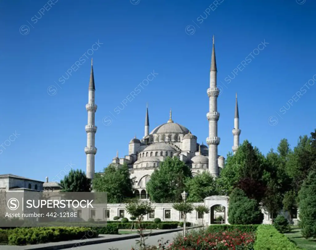 Garden in front of a mosque, Blue Mosque, Istanbul, Turkey