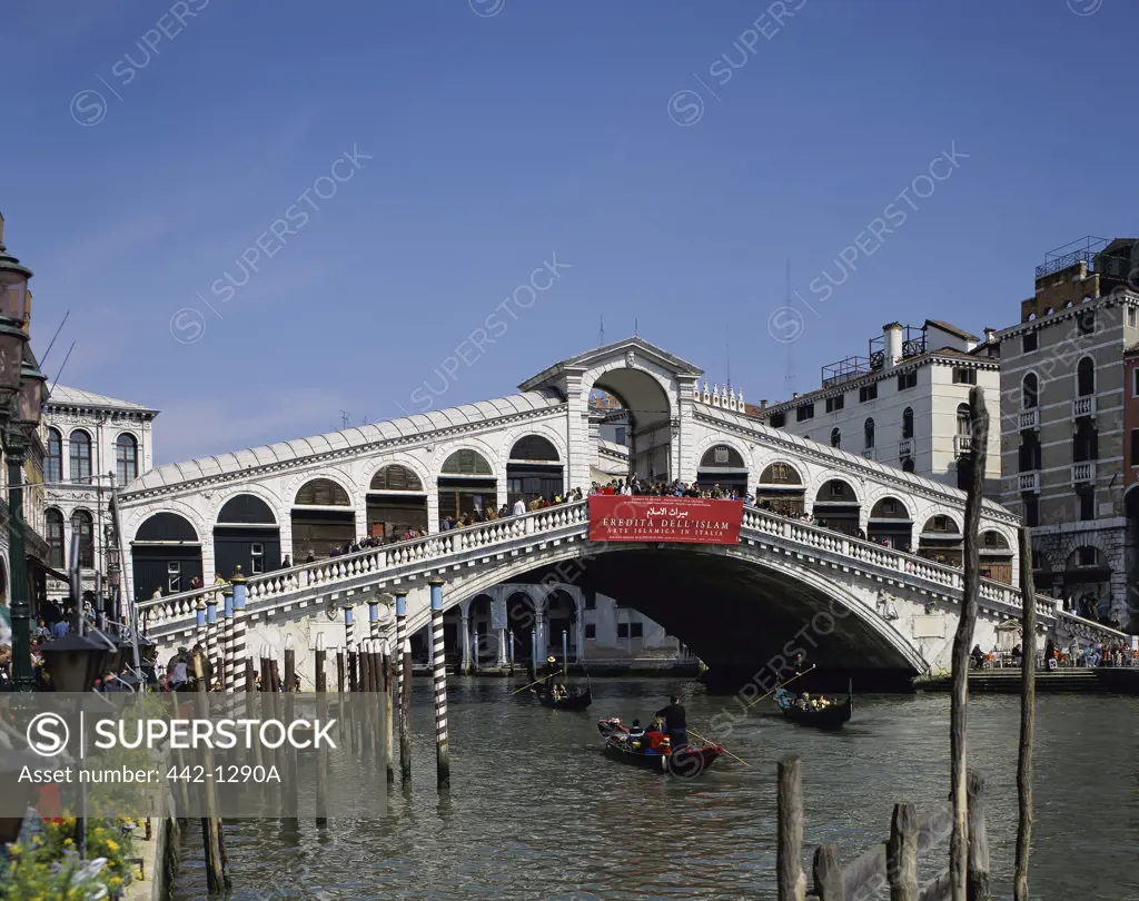 Bridge over a canal, Rialto Bridge, Venice, Italy