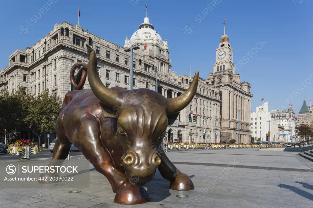 China,Shanghai,The Bund,The Financial Bund Bull,Sculptor Arturo Di Modica