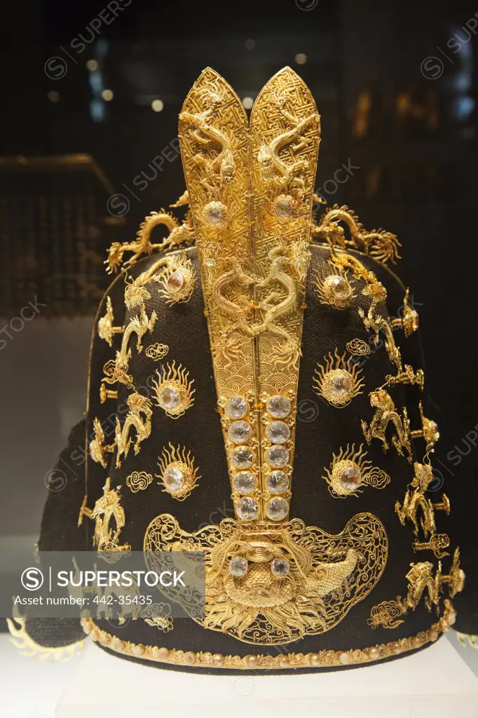 Close-up of a gold crown in a museum, National Museum Of Vietnamese History, Hoan Kiem, Hanoi, Vietnam