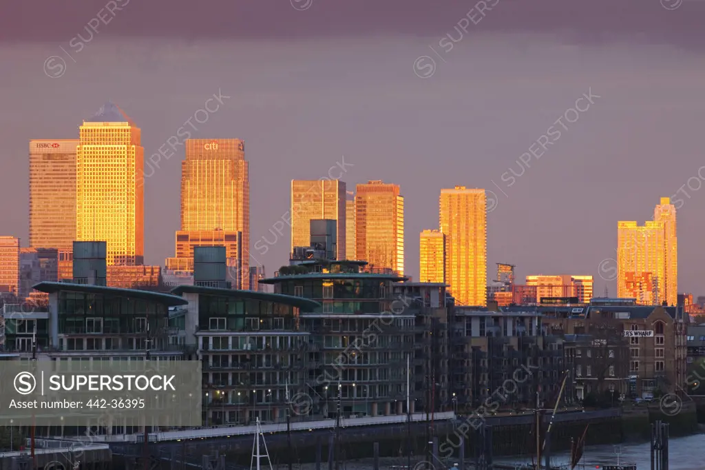 Buildings at the waterfront, Canary Wharf, Docklands, Thames River, London, England