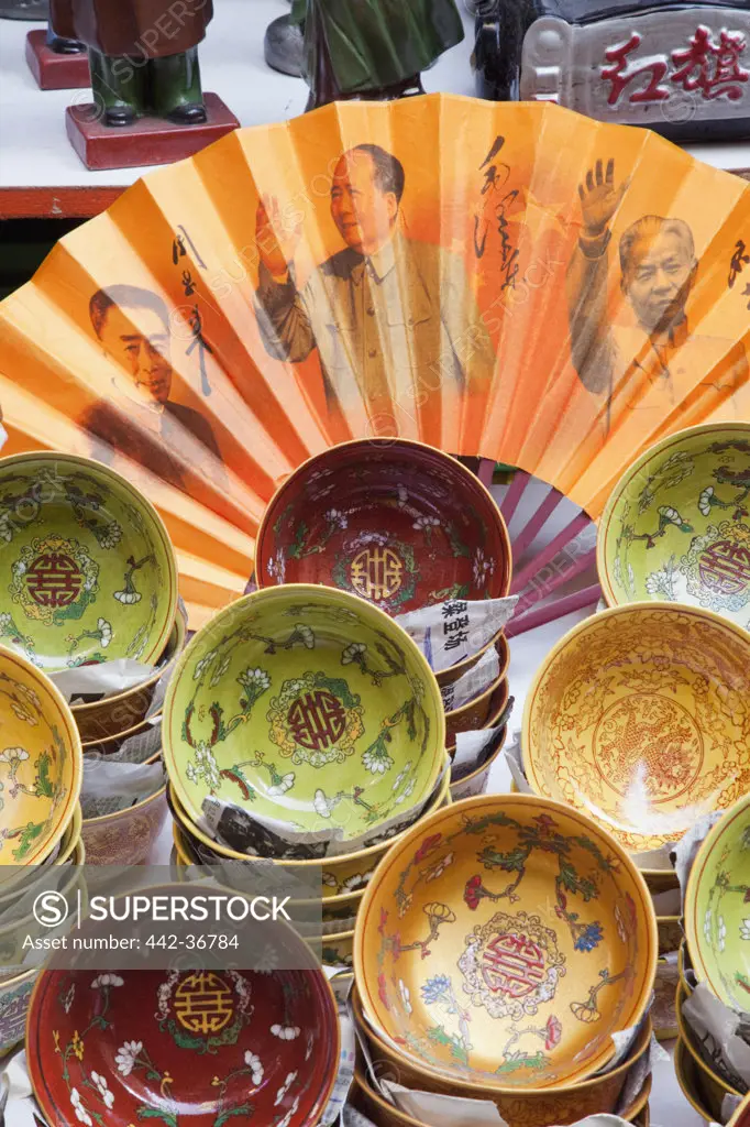 Traditional Chinese bowls on display at an antique store, Cat Street, Hollywood Road, Hong Kong, China