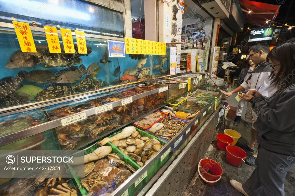 Seafood restaurant display, Yung Shue Wan, Lamma Island, Hong Kong, China